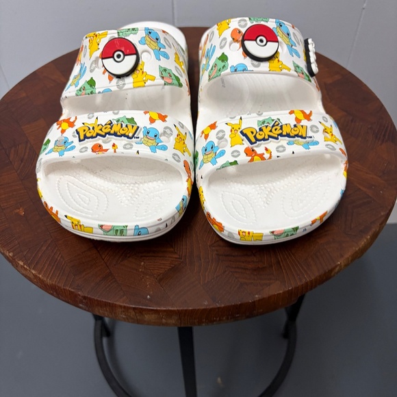 Crocs Pokemon Classic Sandals unisex M8 W10 - Picture 3 of 8